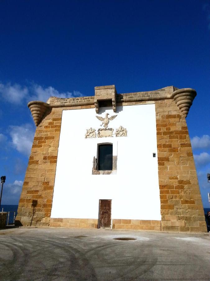 Appartamento La Torre Dell'Orologio Apartament Trapani Esterno foto
